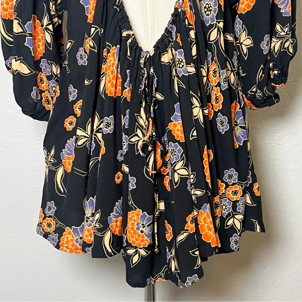 •FREE PEOPLE• Edie Oversized Open Back Hi Low Tunic‎ Top in Black Floral Size XS